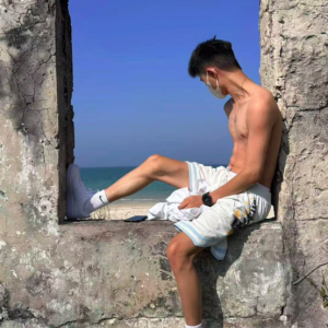 请输入相册名称